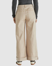 Load image into Gallery viewer, Reece Jeans