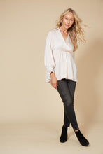 Load image into Gallery viewer, Winona Pleat Blouse