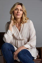 Load image into Gallery viewer, Winona Pleat Blouse