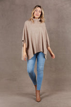 Load image into Gallery viewer, Nawi Poncho