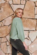 Load image into Gallery viewer, Ines V Jumper