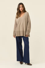 Load image into Gallery viewer, Darby Jumper - Stone