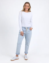 Load image into Gallery viewer, Juliette Jogger Jean - Vintage Pale Blue