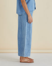 Load image into Gallery viewer, Saffra Relax Leg Jean