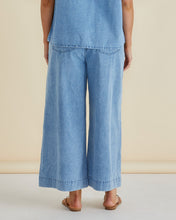 Load image into Gallery viewer, Saffra Relax Leg Jean