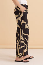 Load image into Gallery viewer, Sutton Relax Pant - Monochrome Floral
