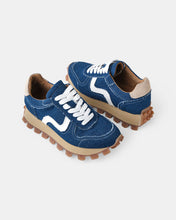 Load image into Gallery viewer, Lourdes Sneaker - Denim
