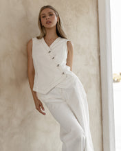 Load image into Gallery viewer, Marza Denim Vest - Bone Wash