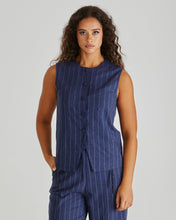 Load image into Gallery viewer, Petra Vest
