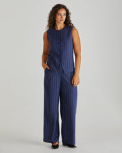 Load image into Gallery viewer, Petra Vest