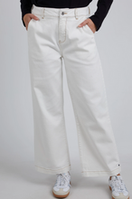 Load image into Gallery viewer, Izzy Wide Leg Jean - Vintage White
