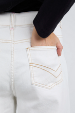 Load image into Gallery viewer, Izzy Wide Leg Jean - Vintage White