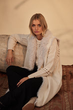 Load image into Gallery viewer, Wanderer Long Vest