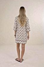 Load image into Gallery viewer, Vintage Tales Shift Dress - Blue/Choc & Cream/Choc