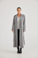 Load image into Gallery viewer, Queens Check Coat