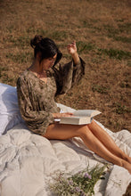 Load image into Gallery viewer, Dynasty Top