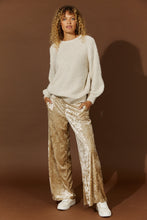 Load image into Gallery viewer, Essence Knit