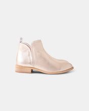 Load image into Gallery viewer, Douglas Leather Boot - Copper