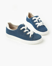 Load image into Gallery viewer, Harriet Canvas Sneaker