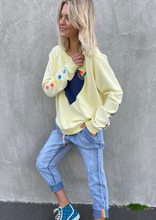 Load image into Gallery viewer, Heritage Sweat - Lemon