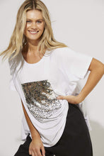 Load image into Gallery viewer, Madagascar T-shirt - One Size