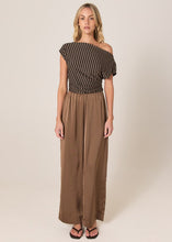 Load image into Gallery viewer, Dahlia Satin Pant - Bronze &amp; Black
