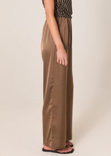 Load image into Gallery viewer, Dahlia Satin Pant - Bronze &amp; Black
