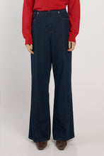 Load image into Gallery viewer, Avia Wide Leg Jean
