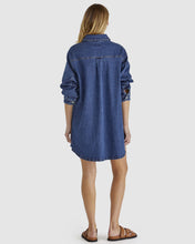 Load image into Gallery viewer, Sweeny Denim Shacket
