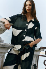 Load image into Gallery viewer, Tarni Satin Shirt - Iris Abstract Print

