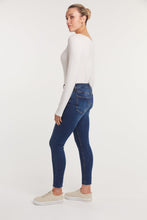 Load image into Gallery viewer, Junko Denim Jeans
