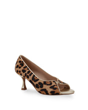 Load image into Gallery viewer, Whistler Heel - Pink Leopard
