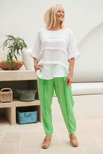 Load image into Gallery viewer, La Vie Pintuck Top - OSFM
