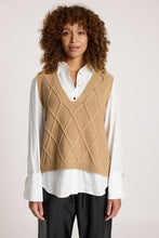 Load image into Gallery viewer, Liora Knit Vest

