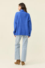 Load image into Gallery viewer, Miru Jumper
