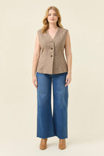 Load image into Gallery viewer, Cassidy Vest  - Taupe
