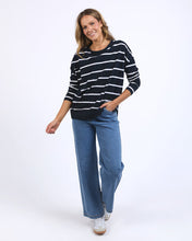 Load image into Gallery viewer, Jayne Stripe Throw On Top - Navy
