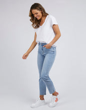 Load image into Gallery viewer, Ada Straight Leg Jean - Light Blue Wash
