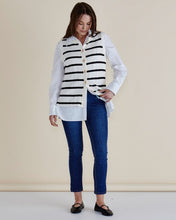 Load image into Gallery viewer, Nicollete Knit Vest
