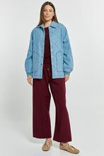 Load image into Gallery viewer, Quest Quilted Jacket - Blue Wash Denim
