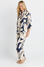 Load image into Gallery viewer, Zander Pant - Navy Floral Print
