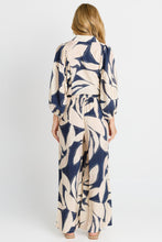 Load image into Gallery viewer, Zander Pant - Navy Floral Print
