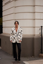 Load image into Gallery viewer, Astrid Blazer - Love
