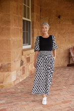 Load image into Gallery viewer, Remi Top - Network
