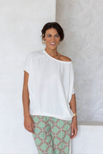 Load image into Gallery viewer, Lush Top - Cream &amp; Cacao
