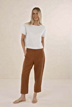 Load image into Gallery viewer, Huxe Linen Pant
