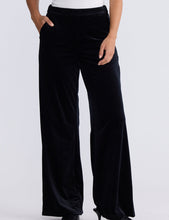 Load image into Gallery viewer, Jacinda Pant - Black

