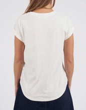 Load image into Gallery viewer, Rosette Tee
