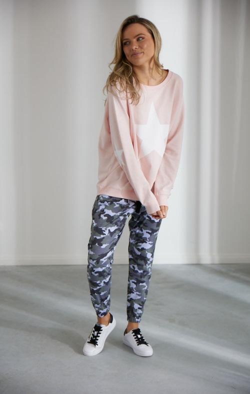 Sadie Joggers Camo